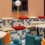 Hobo Hotel *